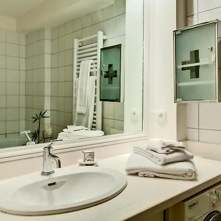 Apartament Jardin Des Rosiers Paryż